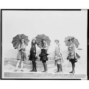  Landsburg bathing girls,Bathing suits  1922, beach: Home 