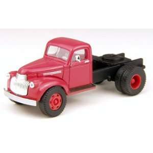  HO 1941 1946 Chevrolet Semi/1 Axle, Swifts Red Toys 