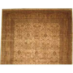    11x17 Hand Knotted India India Rug   114x178
