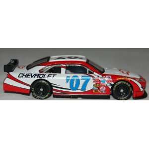  NASCAR 07 Chevy Monte Carlo Fantasy Car Of Tomorrow 1:64 