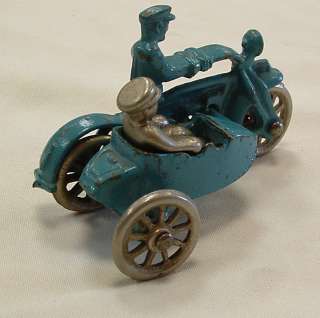 1930s CAST IRON ARCADE MOTORCYCLE WITH SIDE CAR EXCELLENT  