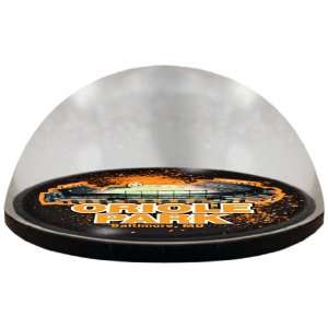   Orioles Round Crystal Magnetized Paperweight: Sports & Outdoors