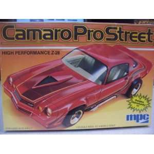  MPC 1 0759 1982 Camaro Pro Street 1/25 Scale Plastic Model 