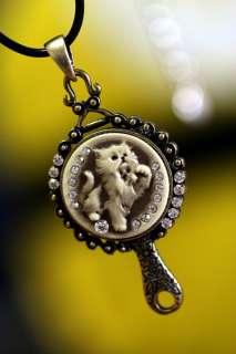 28 Stones Lovely CAT Cameo & Mirror Pendant Necklace TOP Handcrafted 