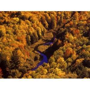  Big Carp River, Porcupine State Park, Michigan, USA 