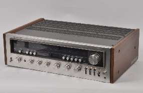 Vintage Kenwood AM / FM Stereo Amplifier Receiver KR 9400 120WPC 