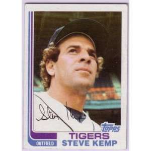  1982 Topps Baseball Detroit Tigers Team Set: Sports 