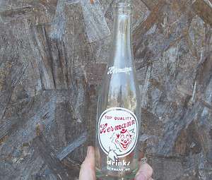   HERMANN,MO RED & WHITE CLOWN ACL 1955 SODA BOTTLE REAL NICE!  