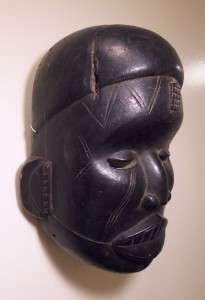 Rare and Unusual Vintage Makonde African mask with Field use  