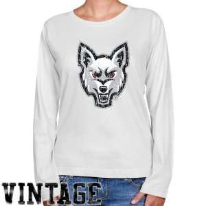   Vintage Long Sleeve Classic Fit Tee:  Sports & Outdoors