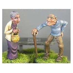   Hasslefree Miniatures: Villagers   Old Couple Pack (2): Toys & Games