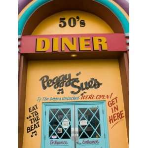  Peggy Sues Nifty Fifties Diner, Yermo, California, USA 