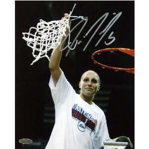 Diana Taurasi Connecticut Huskies   Cutting Down The Net   Autographed 