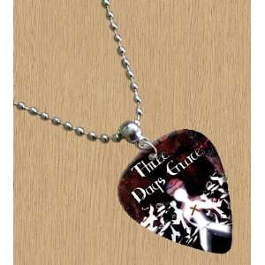  Three Days Grace Premium Guitar Pick Necklace: Musical 