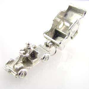 Great detail on this 3 dimensional, British made charm, including