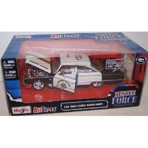  Maisto All Stars Rescue Force 1/26 Scale Diecast 1960 Ford 