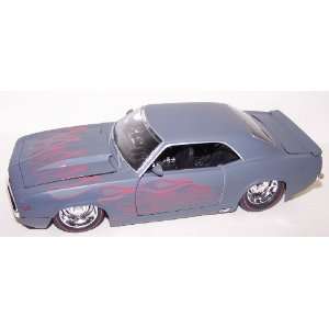   Scale Diecast Big Time Muscle 1969 Chevy Camaro in Color Primer Gray