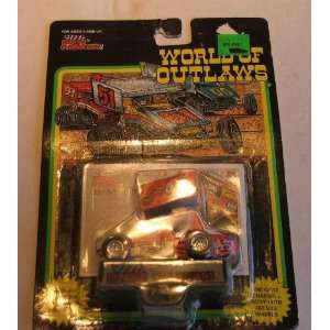  World of Outlaws Tim Green Die Cast Sprint Car Everything 