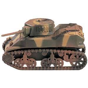  Boley HO Scale M5 Stuart Tank   Camo: Toys & Games