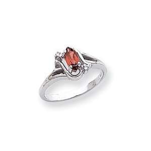  14k White Gold Garnet Diamond Ring: Jewelry
