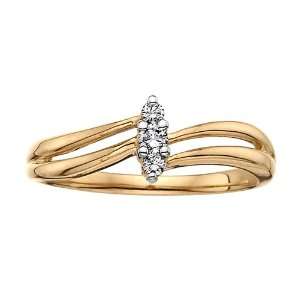  10kt Yellow Gold Diamond Ring: Jewelry