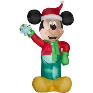  Disney Airblown 6ft Christmas Mickey with Snowflake 