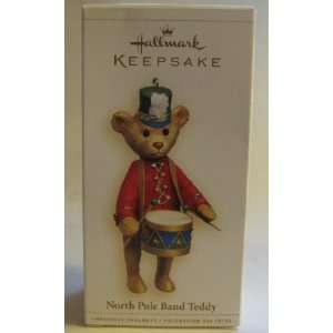  North Pole Band Teddy 2006 Hallmark Ornament: Everything 