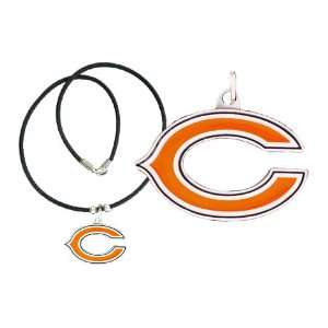  Chicago Bears Logo Pendant Necklace: Sports & Outdoors