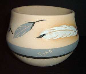 Vintage GREY FEATHER Art Pottery Pot Bowl #6   1985  