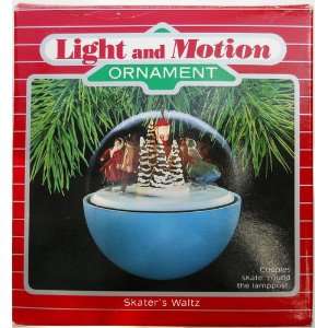  Hallmark Magic Light & Motion Skaters Waltz 1988