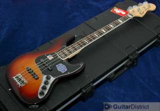 New USA Fender ® American Deluxe Jazz Bass J Bass, 3 Color Sunburst 