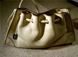 NEW TODS CREAM LEATHER TOTE HANDBAG WITH DUST BAG & CARE CARD 100% 