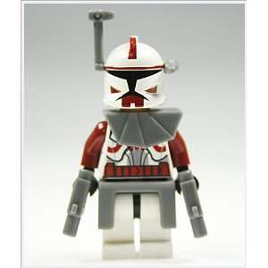 LEGO Star Wars   Figur Commander Fox mit 2 Waffen   sowie Helmlampe 