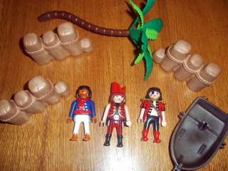 Playmobil 5804 TAKE ALONG PIRATES 3 Figures and More  