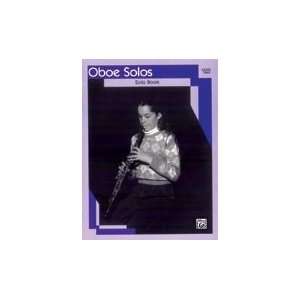  Alfred Publishing 00 EL03128 Oboe Solos Musical 
