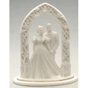  Lenox China Wedding Promises Collection Bride and Groom Cake Topper 