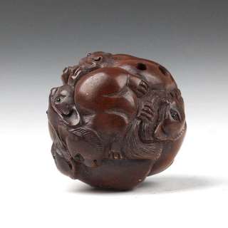 Craftwork Carved Boxwood Netsuke Wood Carving Cat Ball  