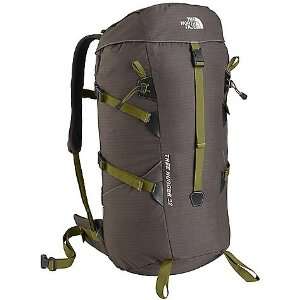  THE NORTH FACE Tree Hugger 32 Backpack